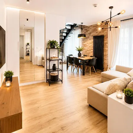 Downtown Garden Loft Gdansk